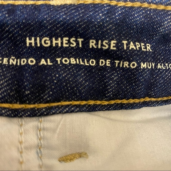 Universal Thread Women’s High Rise Taper Jeans NWT - Picture 4 of 5